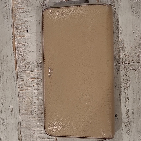 Celine Zippy Wallet - Picture 1 of 8